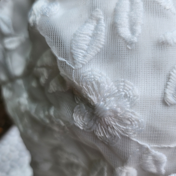 Beautiful Bridal gown. Plus size 3 X - Picture 7 of 16